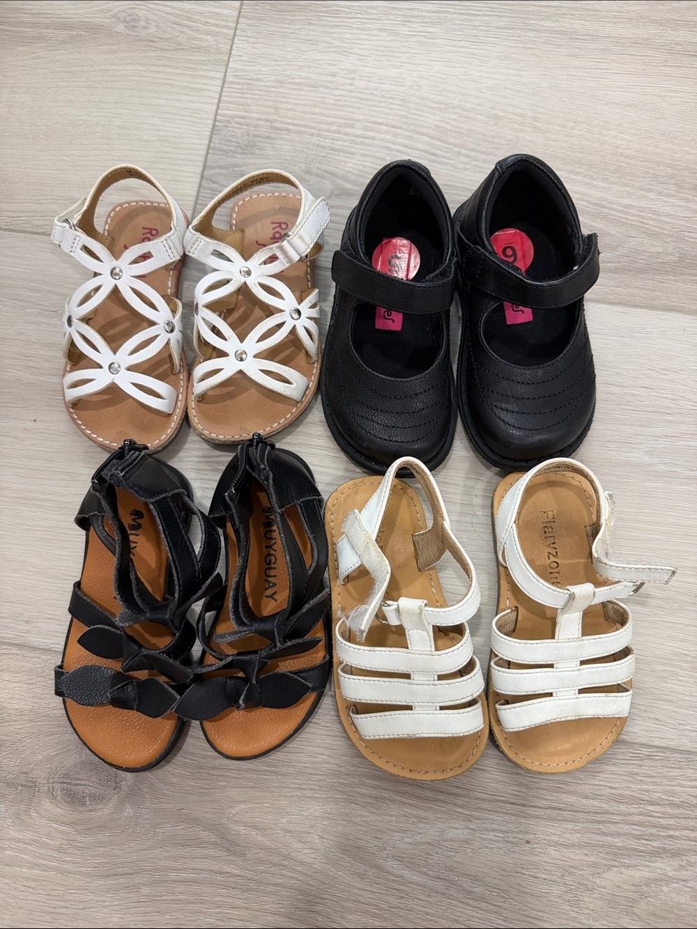 Bundle - Kids Sandals black & white & Black Mary Jane’s
